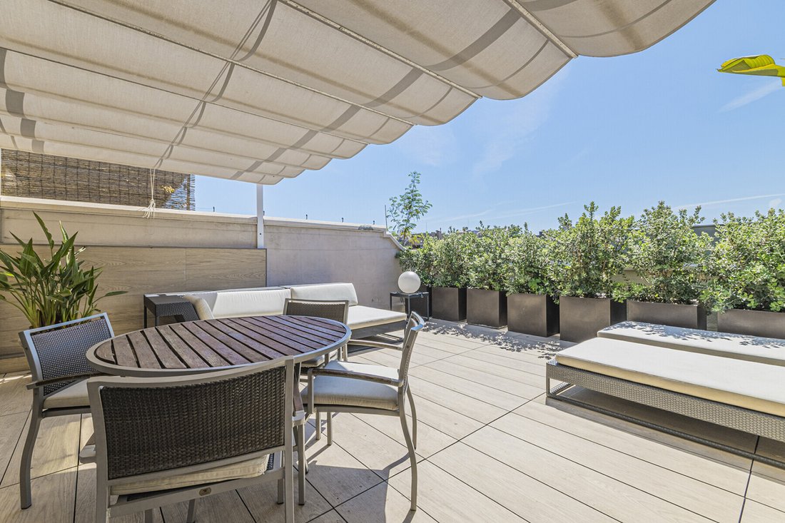Apartment in Sarrià-Sant Gervasi, Barcelona, Spain 3 - 18471626