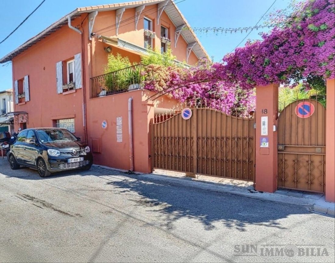 Villa in Val de Cagne-Colline Route de Vence, Cagnes-sur-Mer, France 3 - 18097616