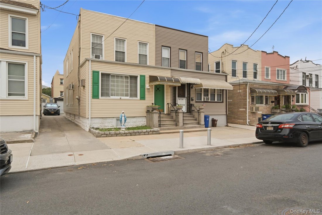 House in New York, New York, United States 2 - 18455526