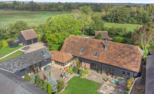 House in Aston Clinton, England 1