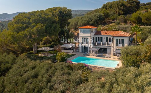 Villa in Diano Castello, Liguria, Italy 1
