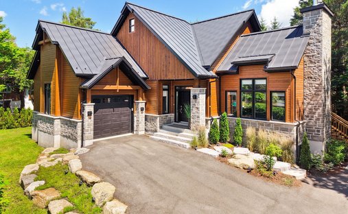 House in Saint-Sauveur, Quebec, Canada 1