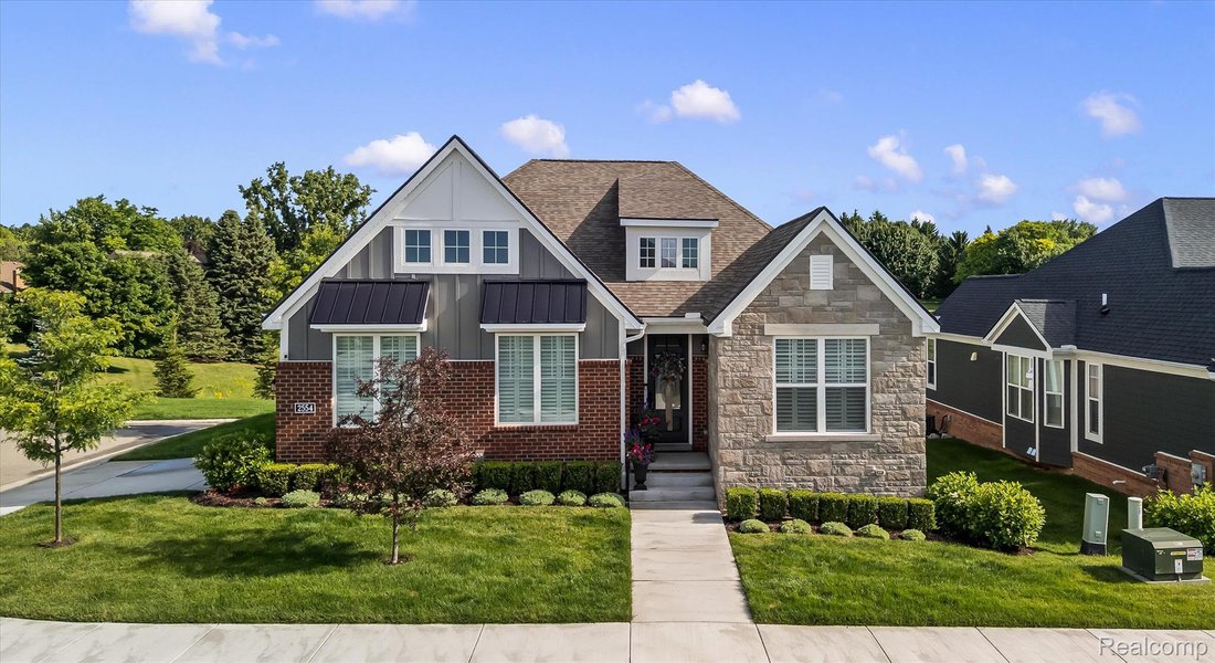 Condo in Rochester Hills, Michigan, United States 1 - 18471246