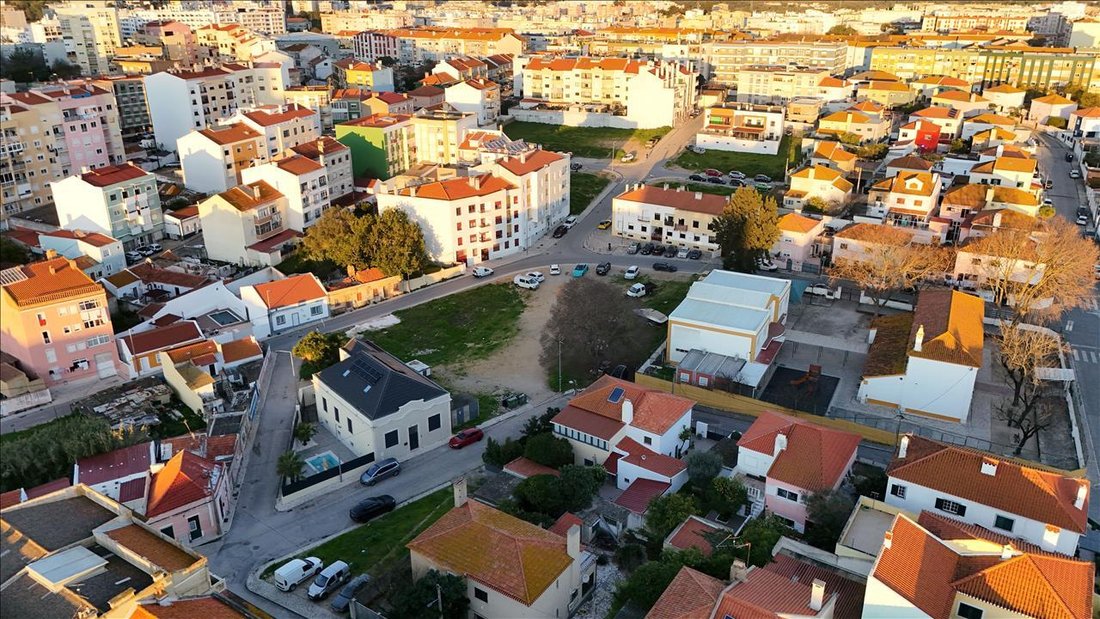 Land in Setubal (Sao Sebastiao), Setubal, Portugal 1 - 17277150