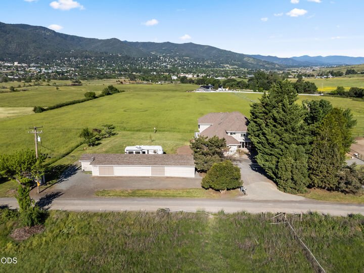 House in Ashland, Oregon, United States 5 - 18465157
