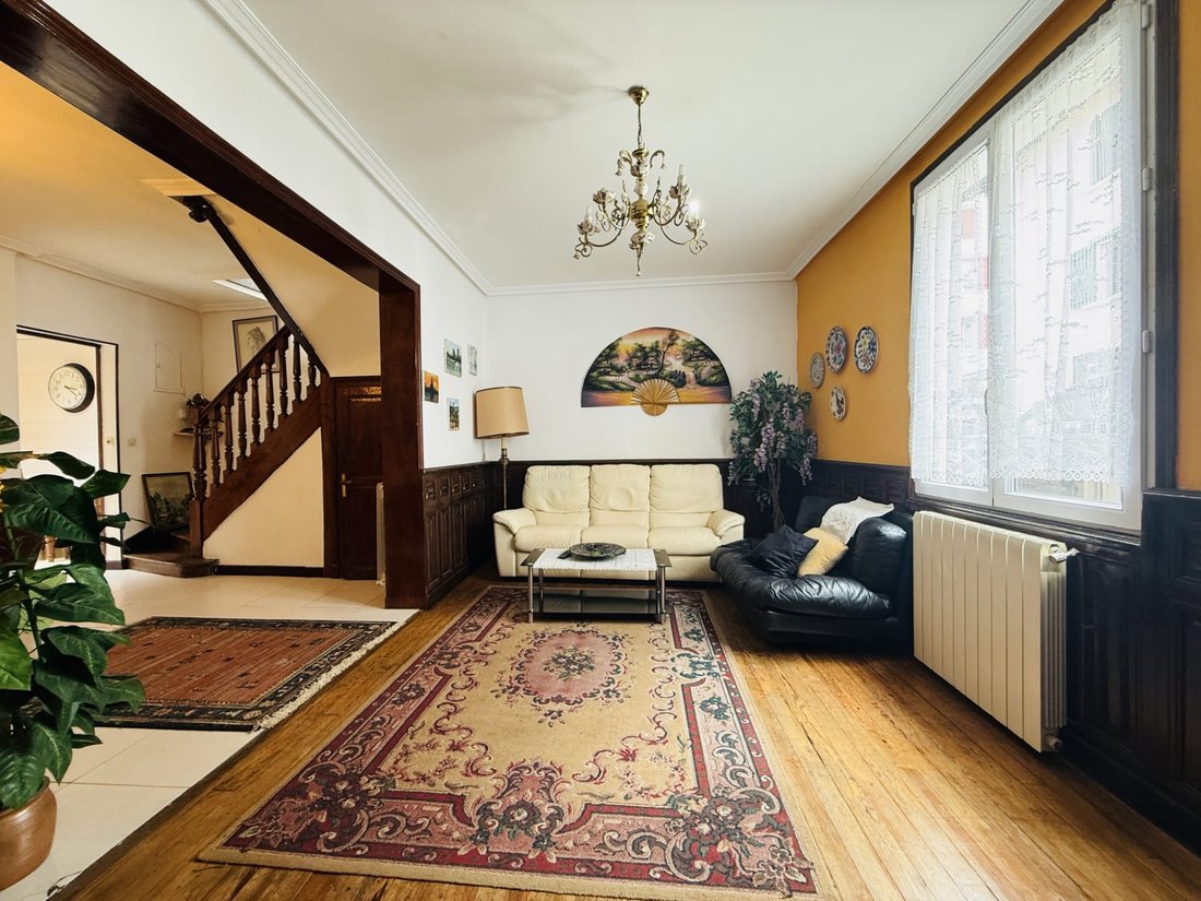 House in Biriatou, Nouvelle-Aquitaine, France 3 - 18459342