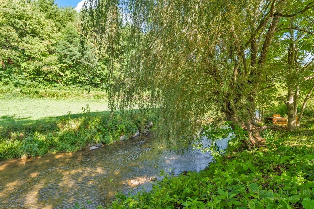 House in Cove Creek, North Carolina, United States 3 - 18458273