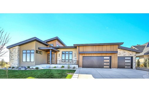 House in Berthoud, Colorado, United States 1