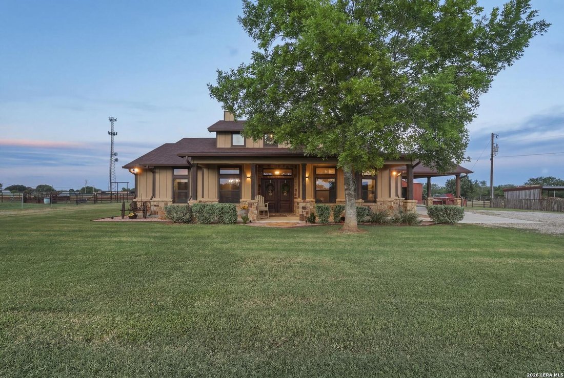 Farm Ranch in La Vernia, Texas, United States 1 - 18470740