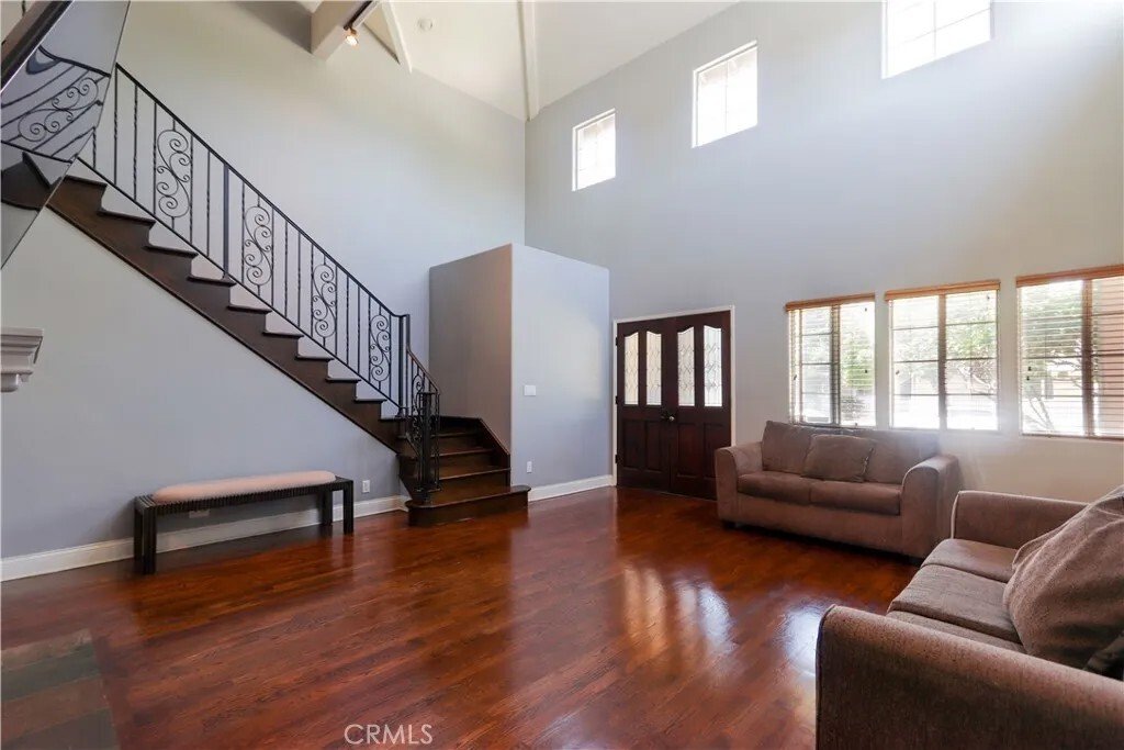 House in Signal Hill, California, United States 5 - 18459293