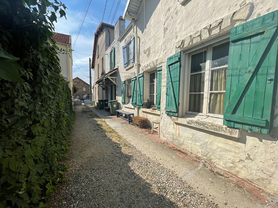 Villa a La Gare, Clamart, Francia 2 - 18405584