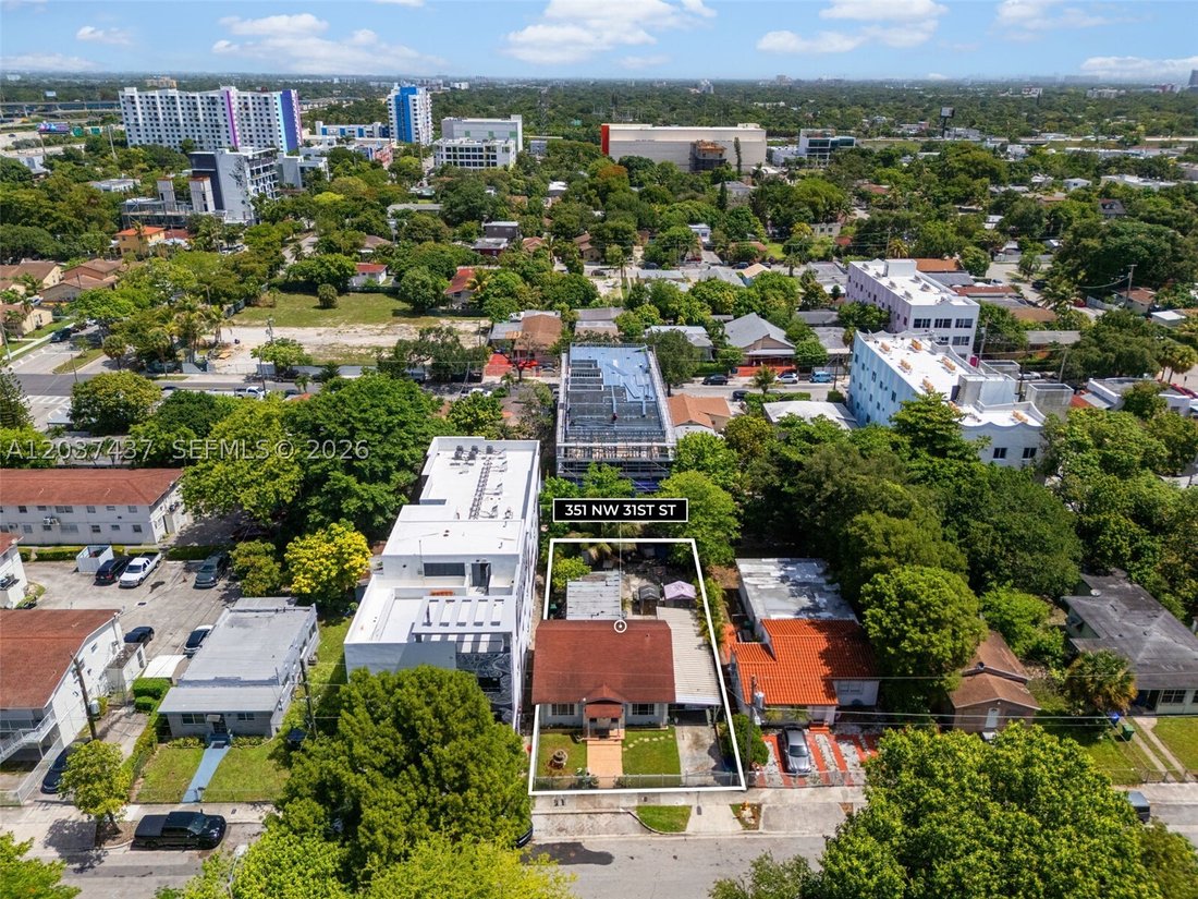 House in Miami, Florida, United States 2 - 18231843