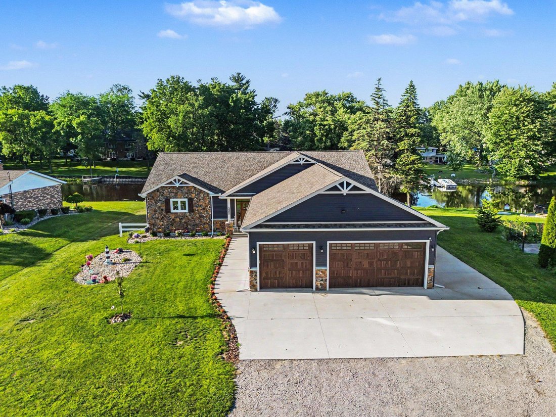 House in Bay City, Michigan, United States 3 - 18458532