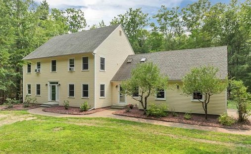 House in Bow, New Hampshire, United States 1