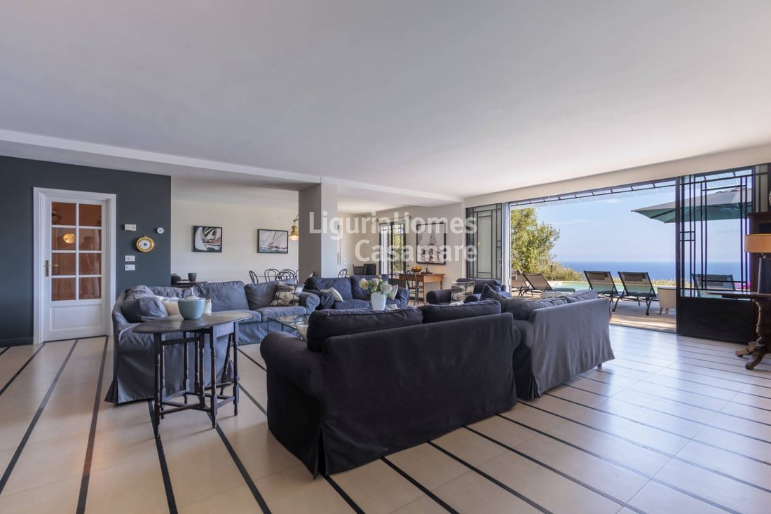 Villa in Diano Castello, Liguria, Italy 3 - 18469572