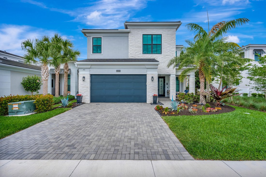 House in Palm Beach Gardens, Florida, United States 5 - 18460377