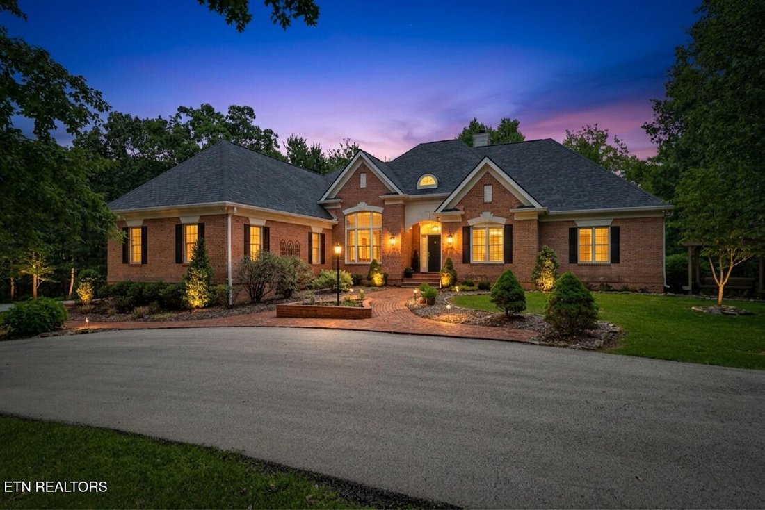 House in Jamestown, Tennessee, United States 4 - 17628421