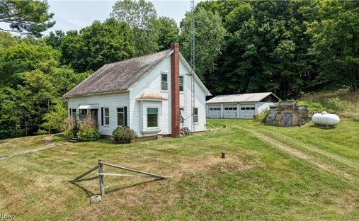 House in Warsaw, Ohio, United States 1