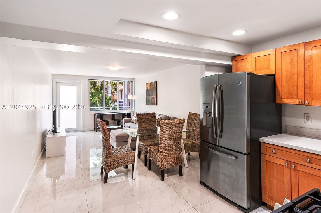 Appartement à Miami Beach, Floride, États-Unis 3 - 18323406