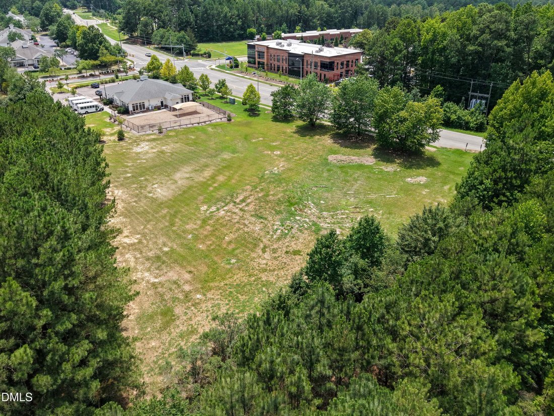 Land in Holly Springs, North Carolina, United States 4 - 18457670
