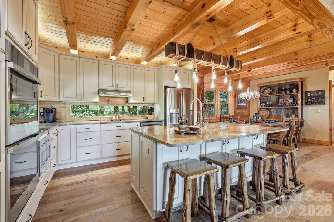 House in Maggie Valley, North Carolina, United States 4 - 18460023
