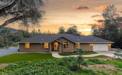 House in Oakhurst, California, United States 1