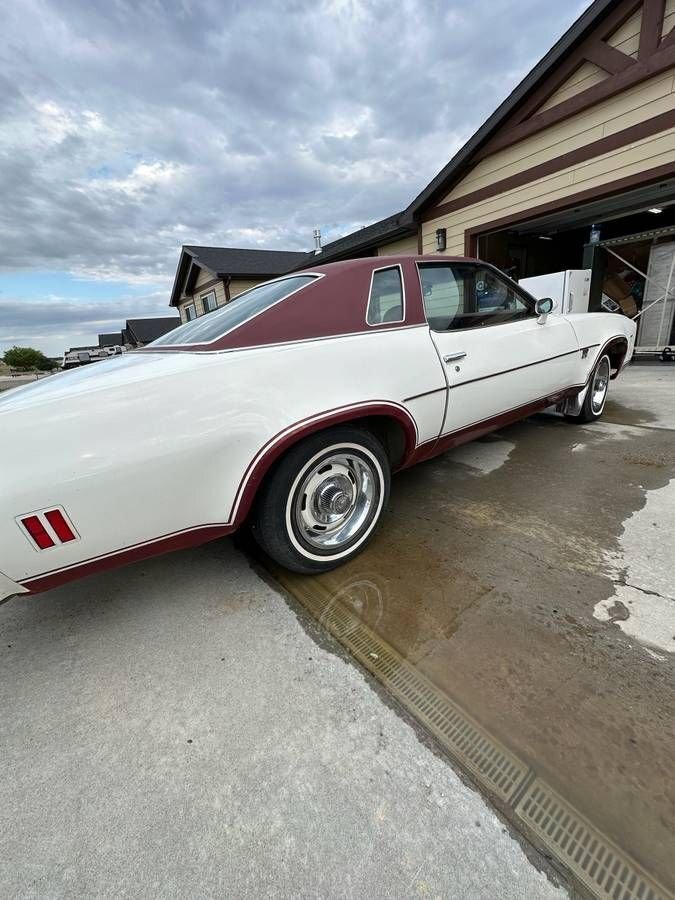 Coupe in Glendale, United States 5 - 18465853