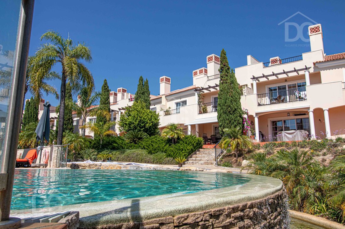 House in Quarteira, Algarve, Portugal 2 - 18456947