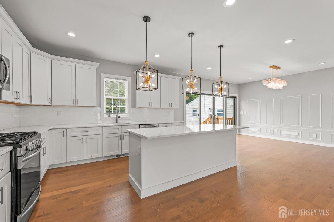 House in Metuchen, New Jersey, United States 5 - 18463993