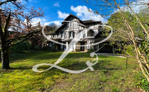 House in Napoleon, Maisons-Laffitte, France 1