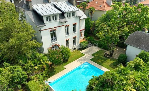 House in Pau, Nouvelle-Aquitaine, France 1