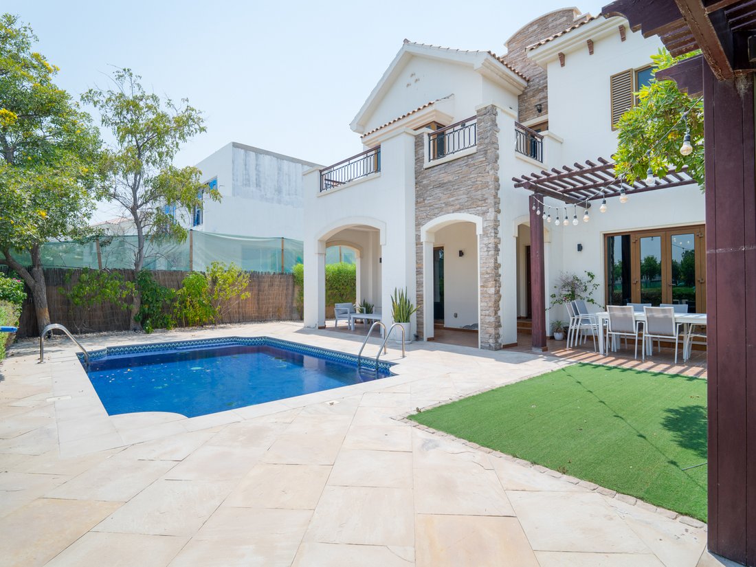 Villa in Jumeirah Golf Estates, Dubai, United Arab Emirates 5 - 18456457