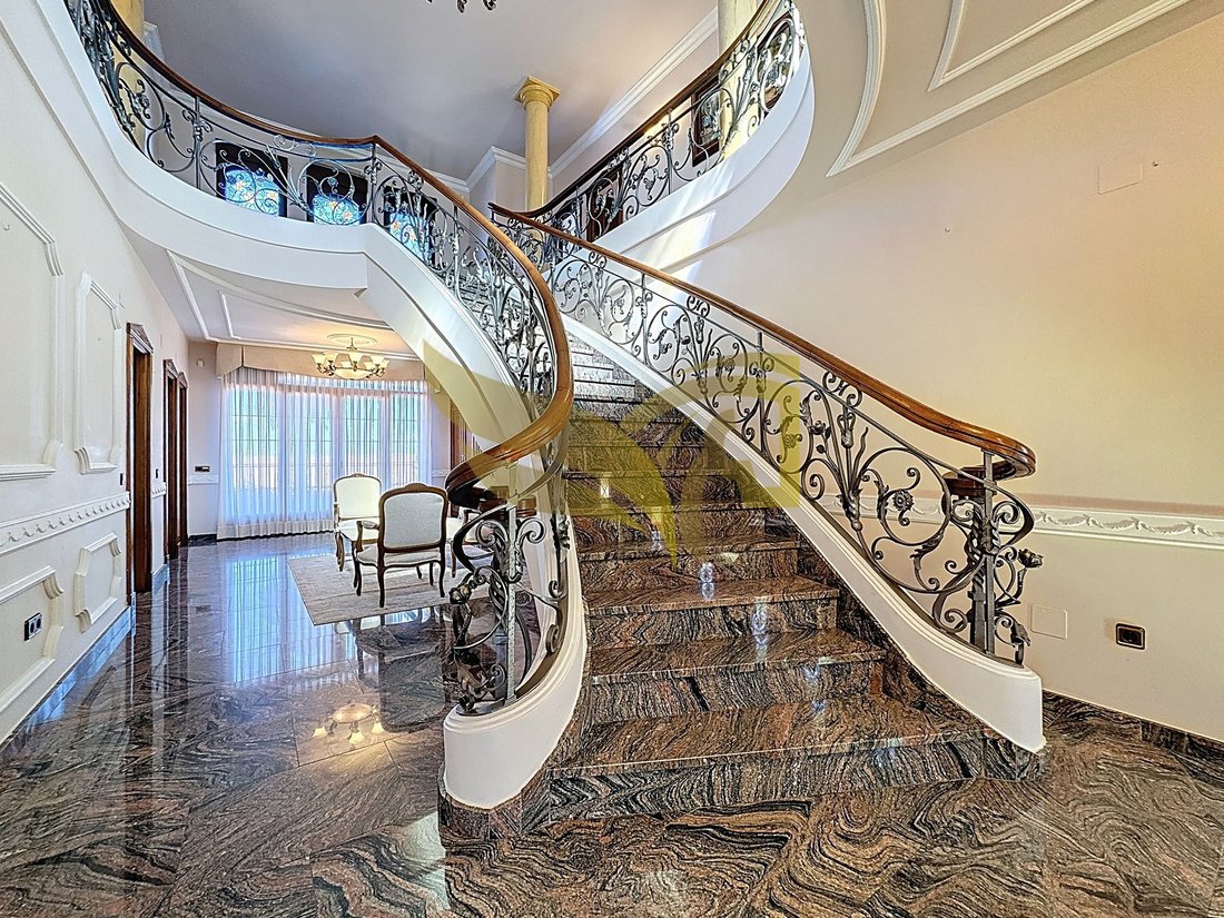 Chalet in Aranjuez, Comunidad de Madrid, Spain 3 - 18463686