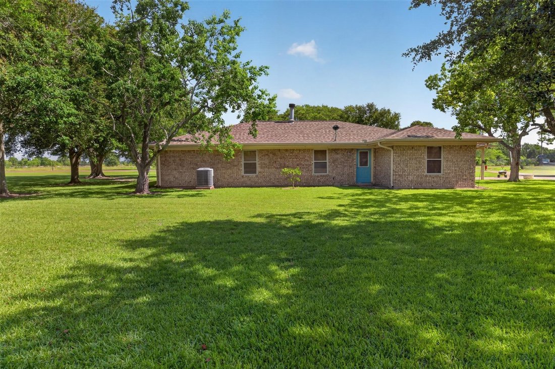 House in Winnie, Texas, United States 4 - 18465736