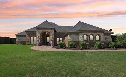 House in Talty, Texas, United States 1