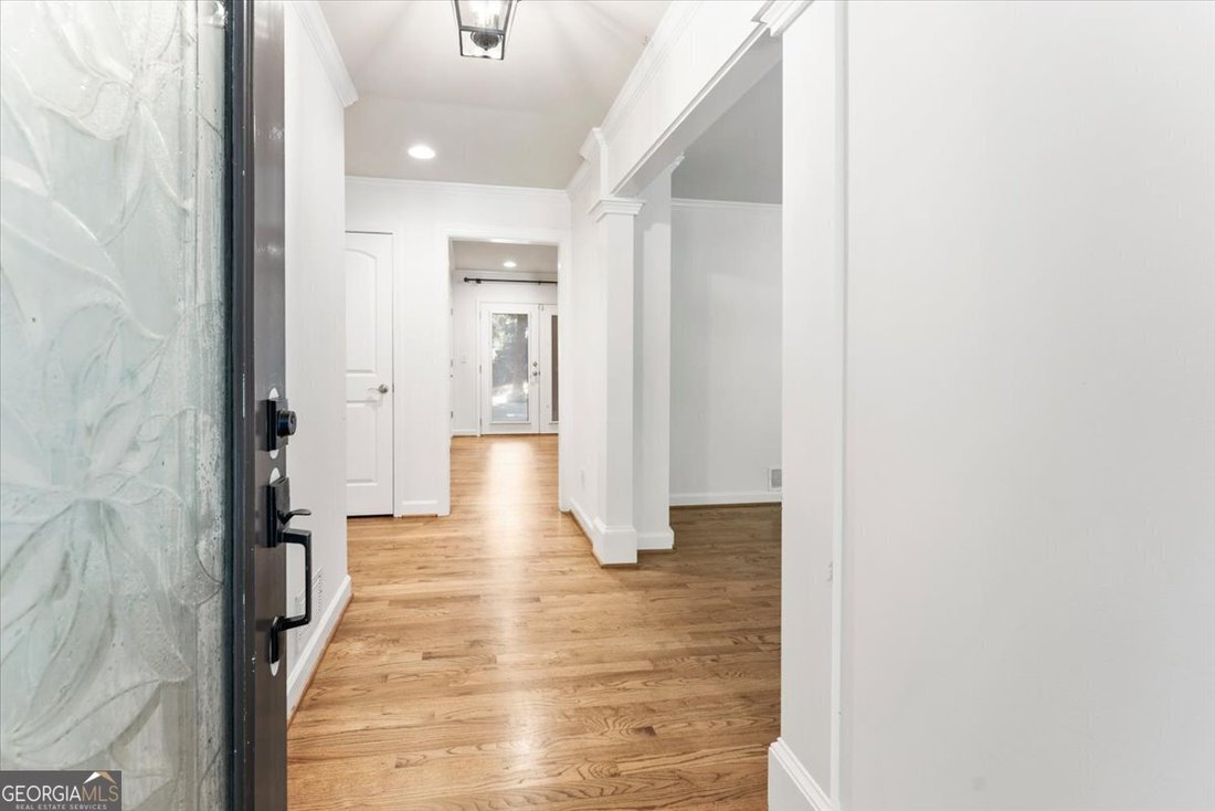 House in Roswell, Georgia, United States 2 - 18230008