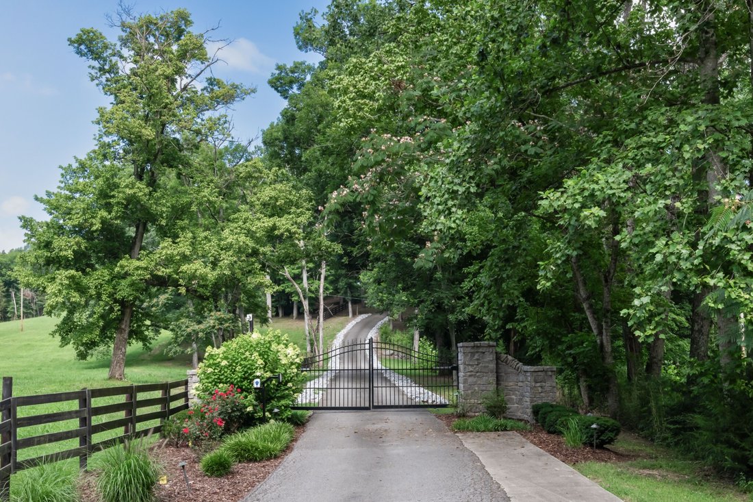 House in Dickson, Tennessee, United States 1 - 18466500