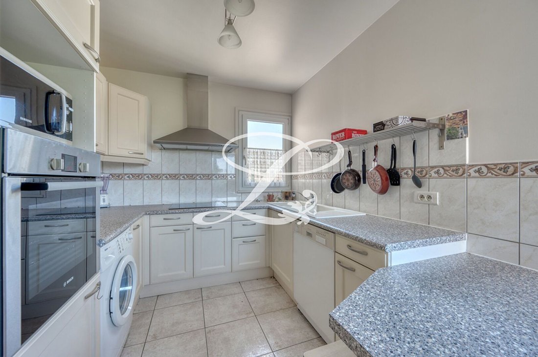 Apartment in Napoleon, Maisons-Laffitte, France 3 - 18465929