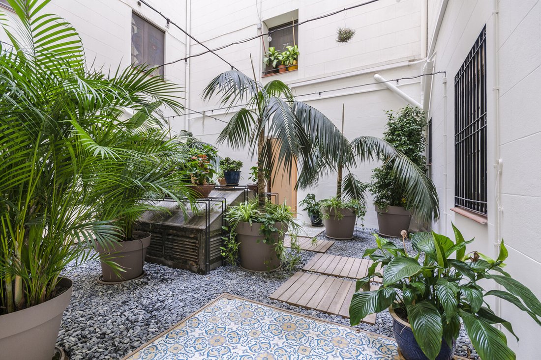 Apartment in Ciutat Vella, Barcelona, Spain 2 - 18471907