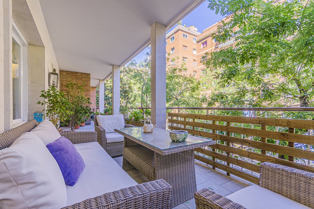 Apartment in Sarrià-Sant Gervasi, Barcelona, Spain 1 - 18471079