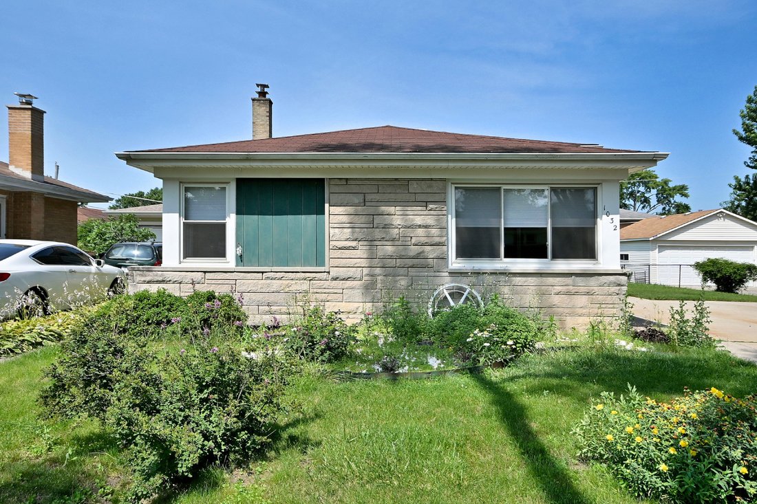 House in Bensenville, Illinois, United States 2 - 18456272