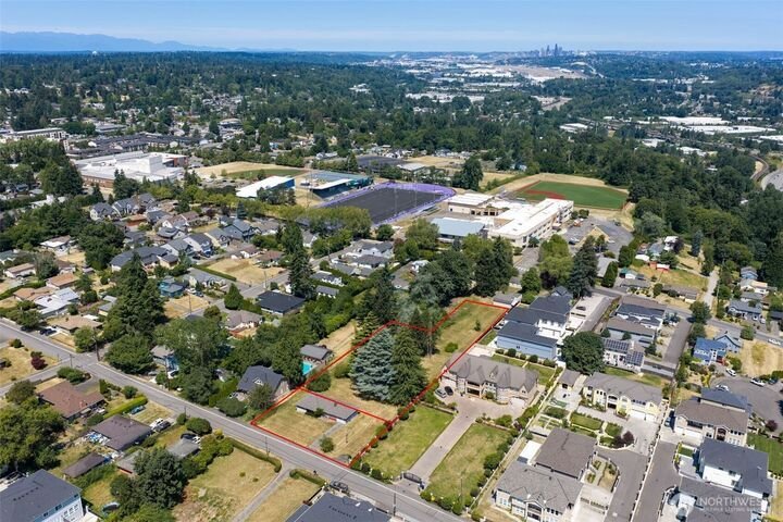 House in Tukwila, Washington, United States 1 - 18465145