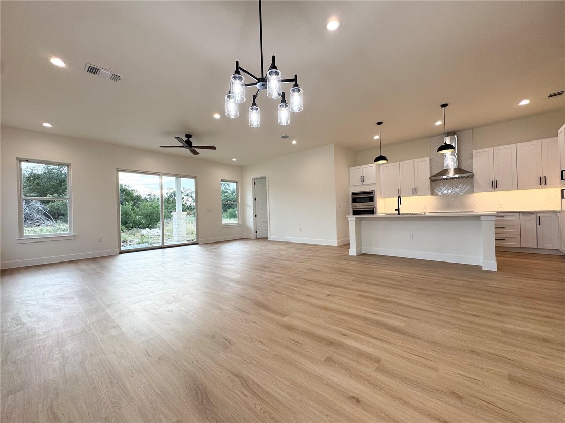 House in Horseshoe Bay, Texas, United States 2 - 18459455