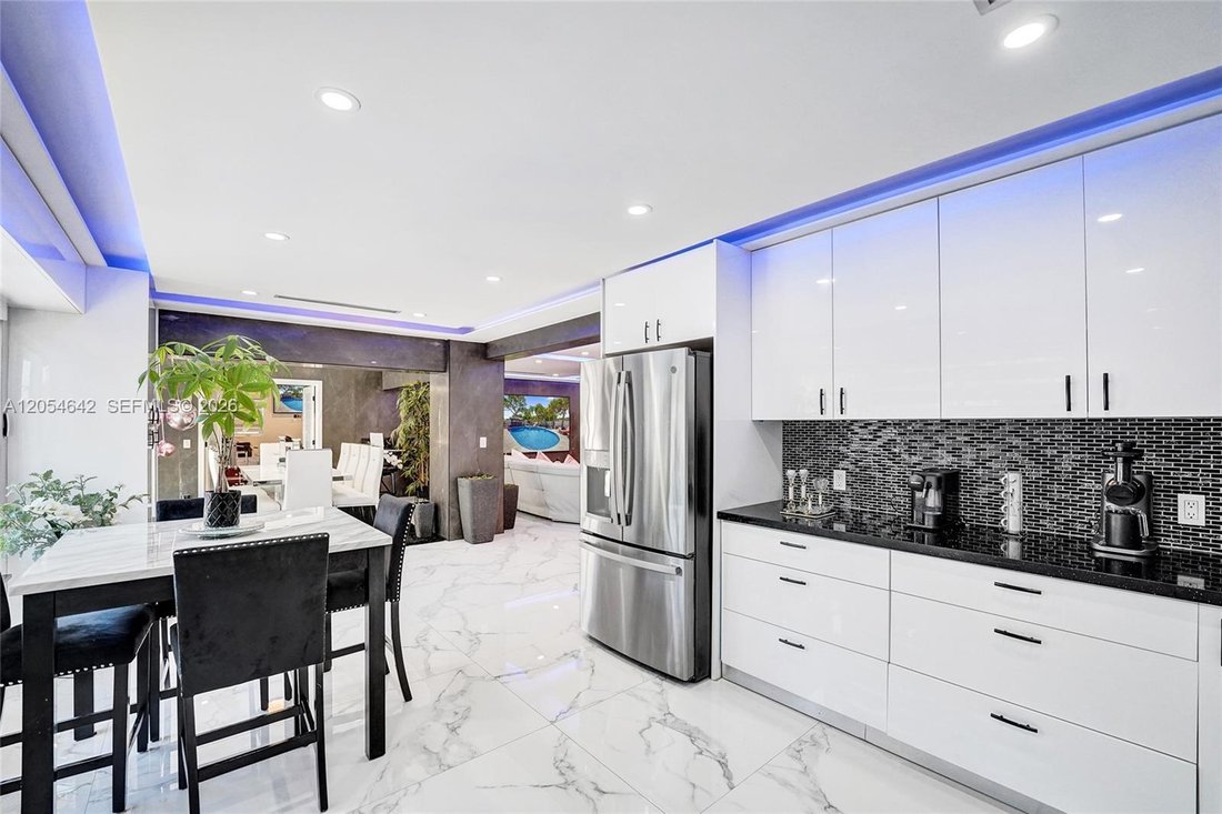 House in Hollywood, Florida, United States 5 - 18448002