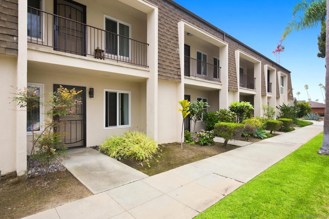 Oceanside, California, United States 1 - 18468586