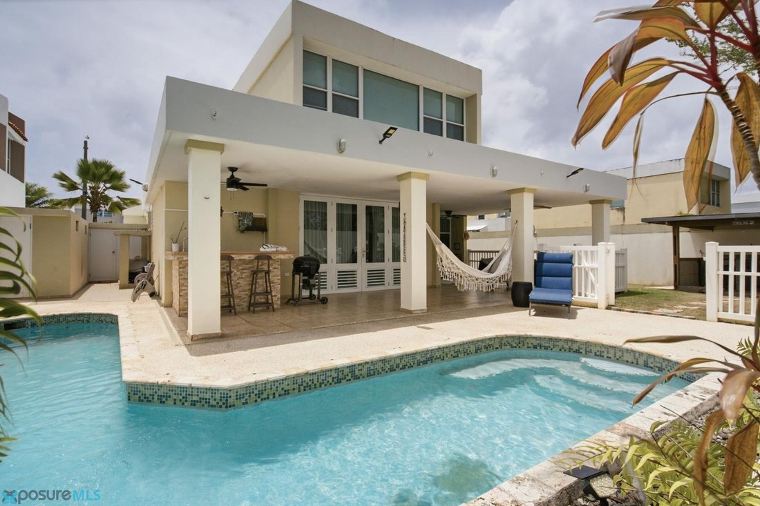 House in Dorado, Dorado, Puerto Rico 1 - 18457128