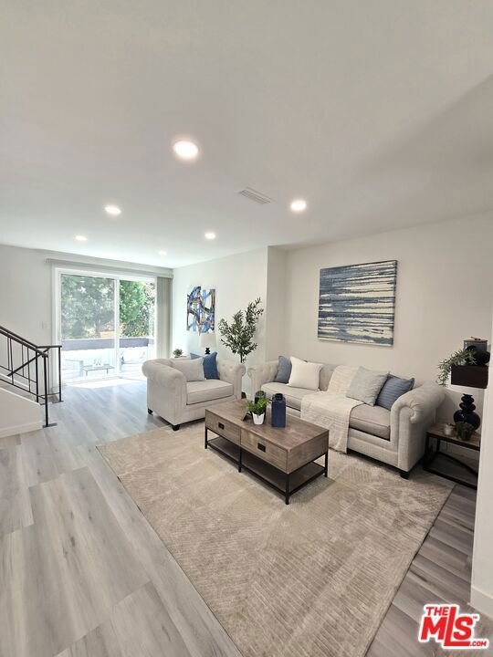Condo in Los Angeles, California, United States 1 - 18459099