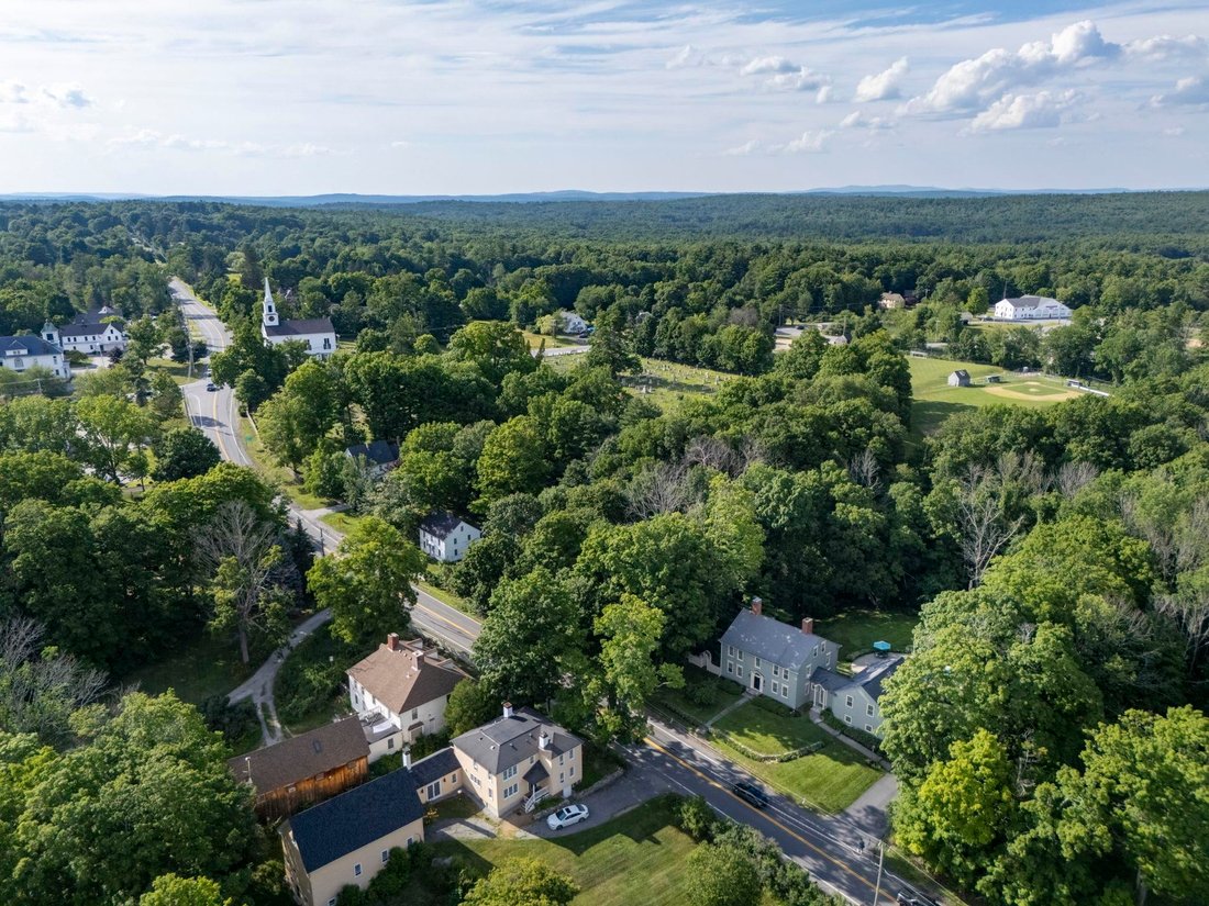 House in Chester, New Hampshire, United States 2 - 18456420