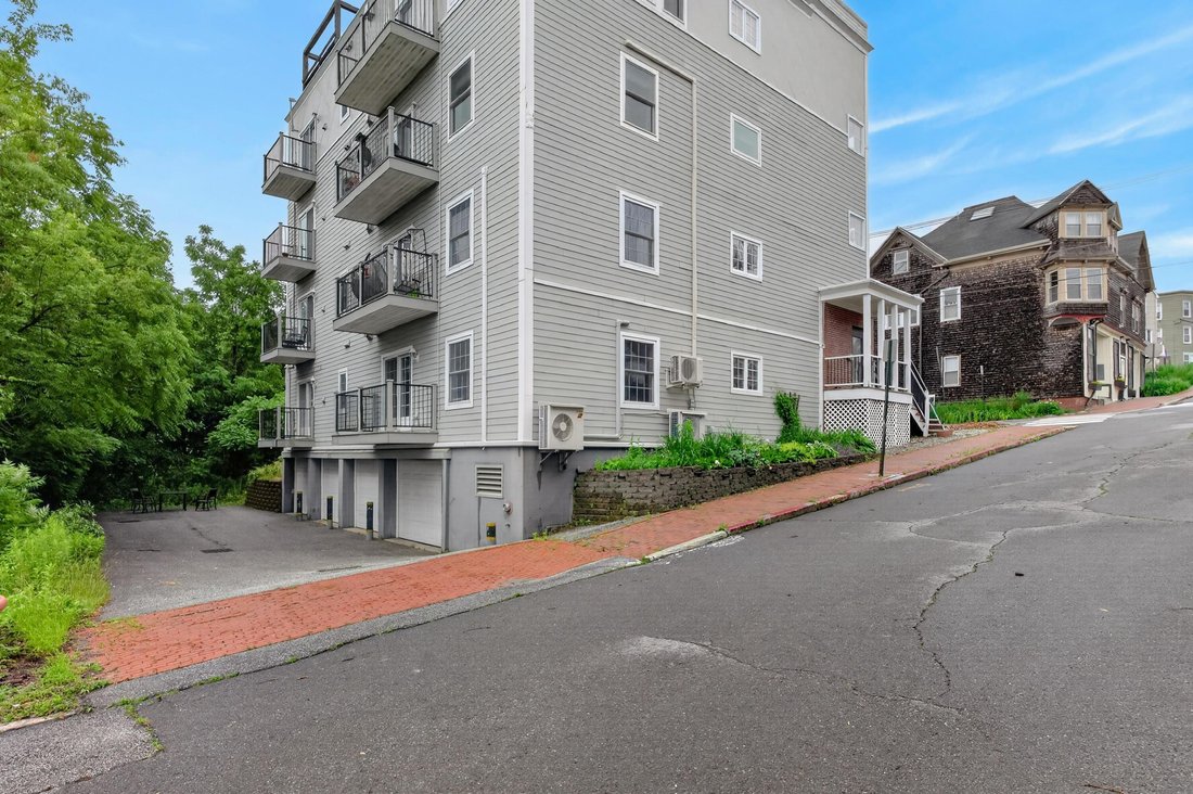 Condo in Portland, Maine, United States 3 - 18464265