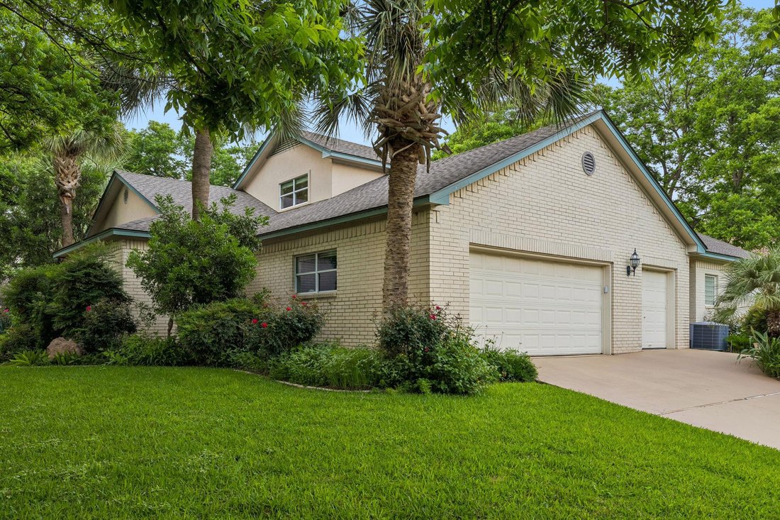 House in Marble Falls, Texas, United States 2 - 18456096
